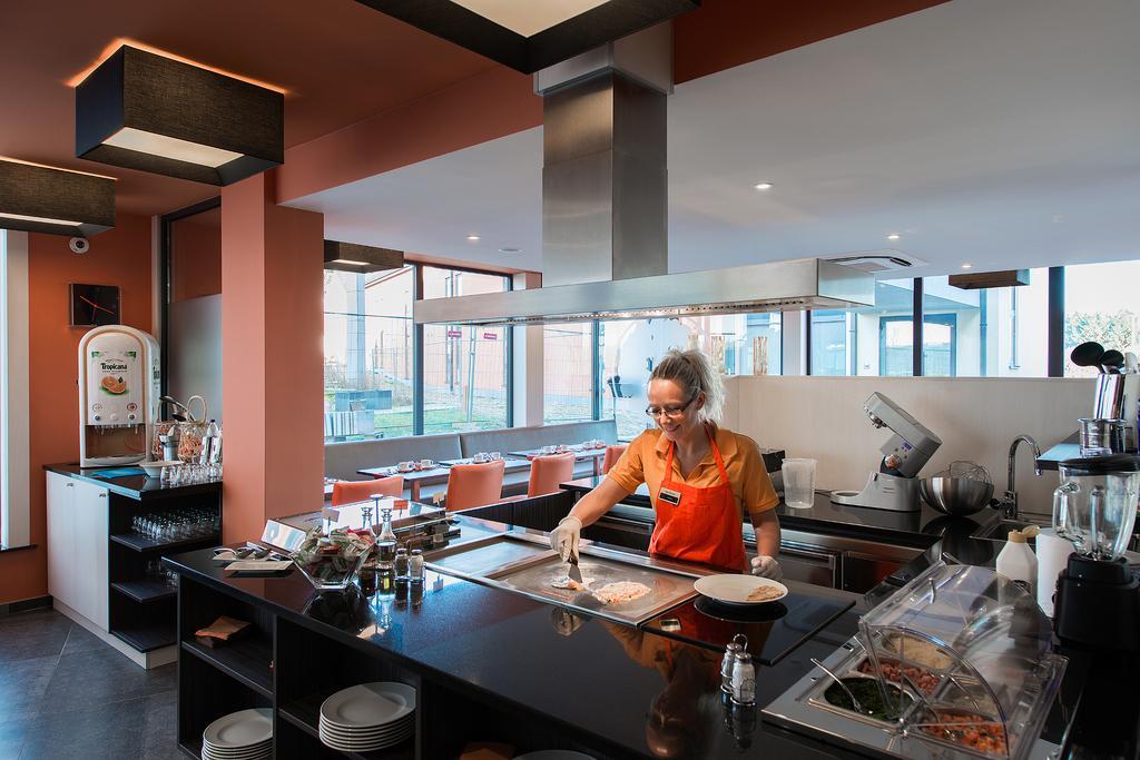 Orange Hotel La Louvière المظهر الخارجي الصورة